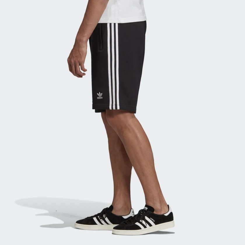 3-STRIPE SHORT