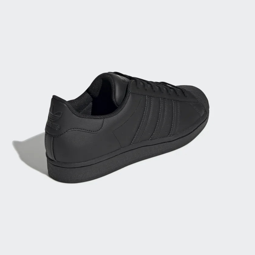 SUPERSTAR