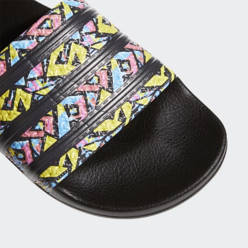 ADILETTE