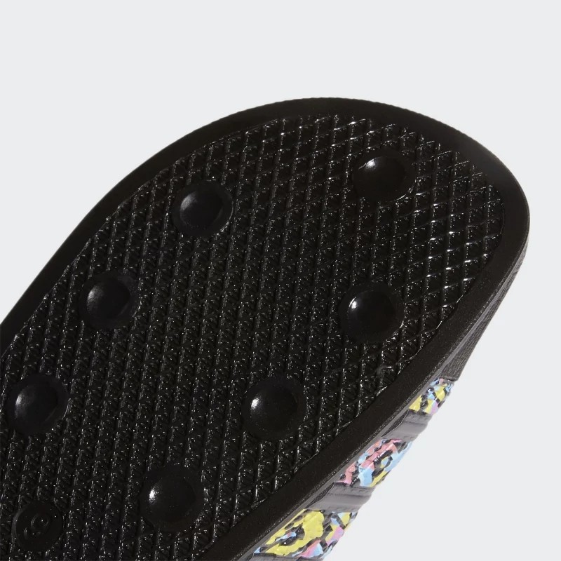 ADILETTE