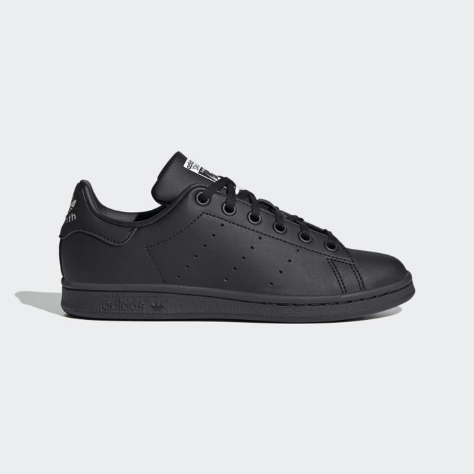 STAN SMITH J