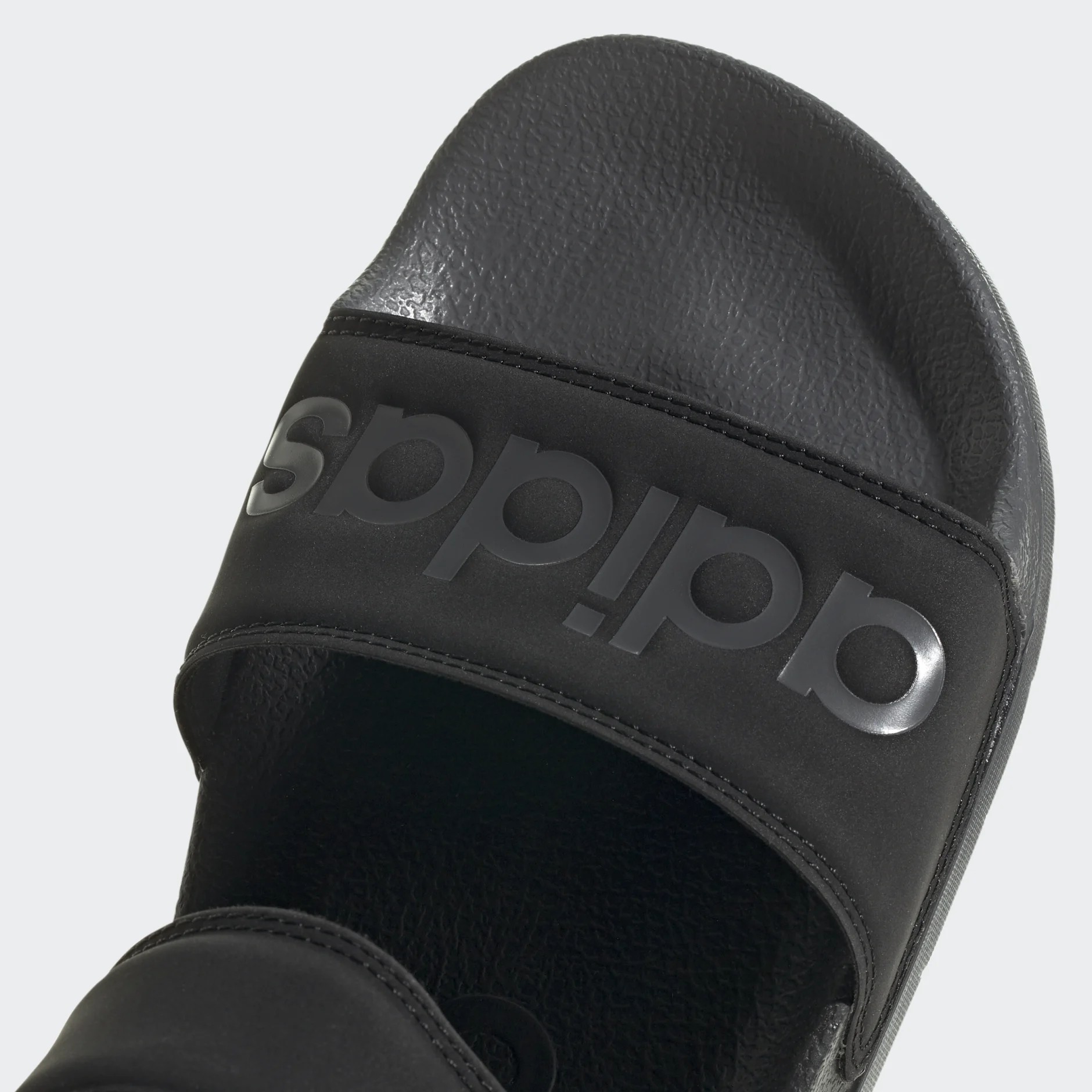 ADILETTE SANDAL