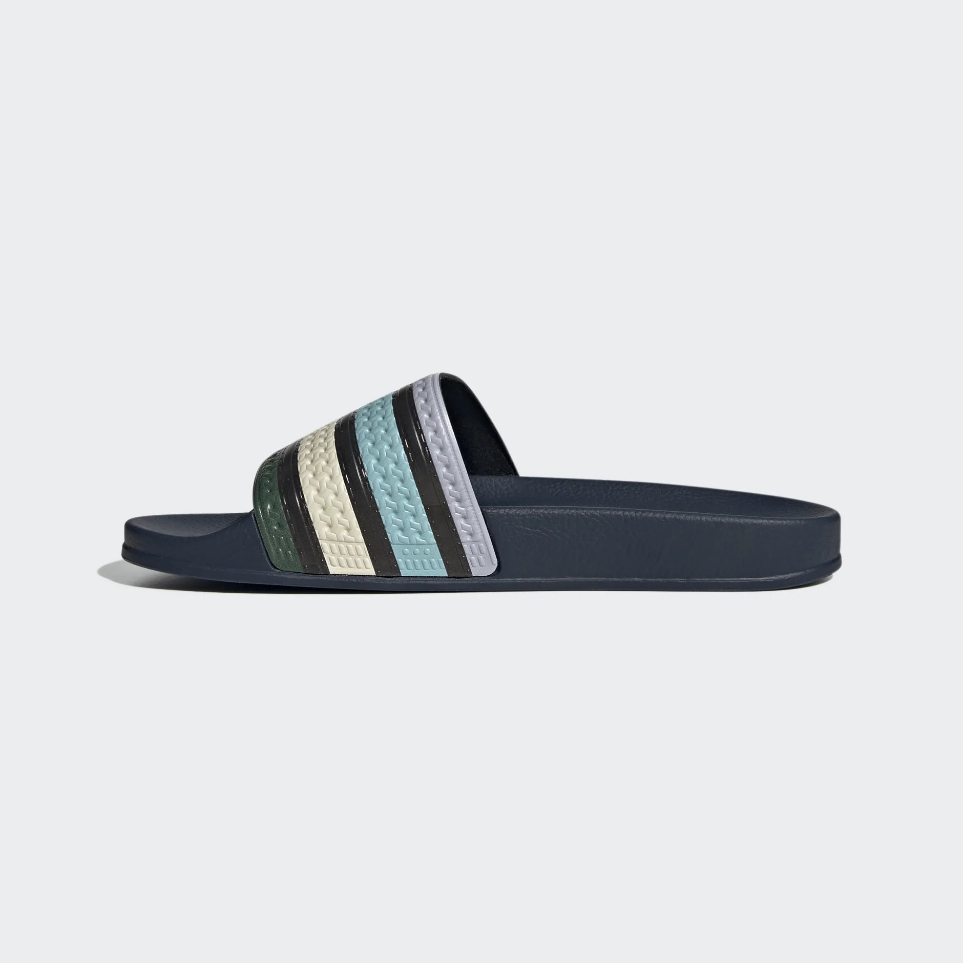 ADILETTE