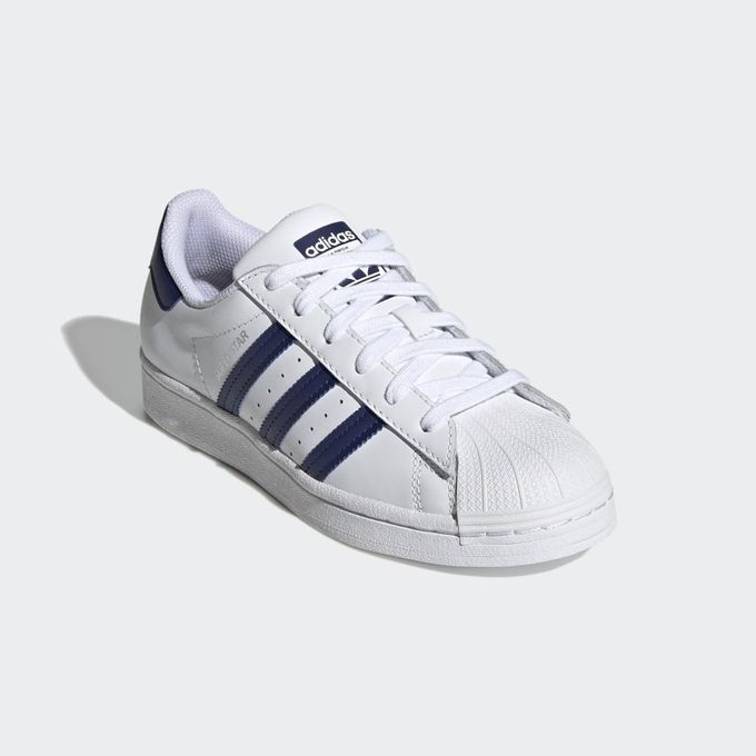SUPERSTAR J