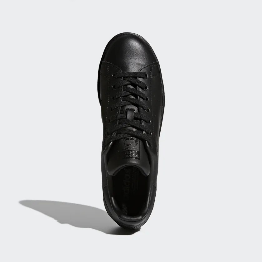 STAN SMITH