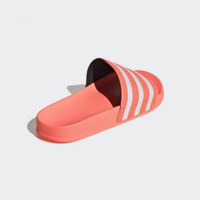 ADILETTE W