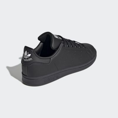 STAN SMITH J